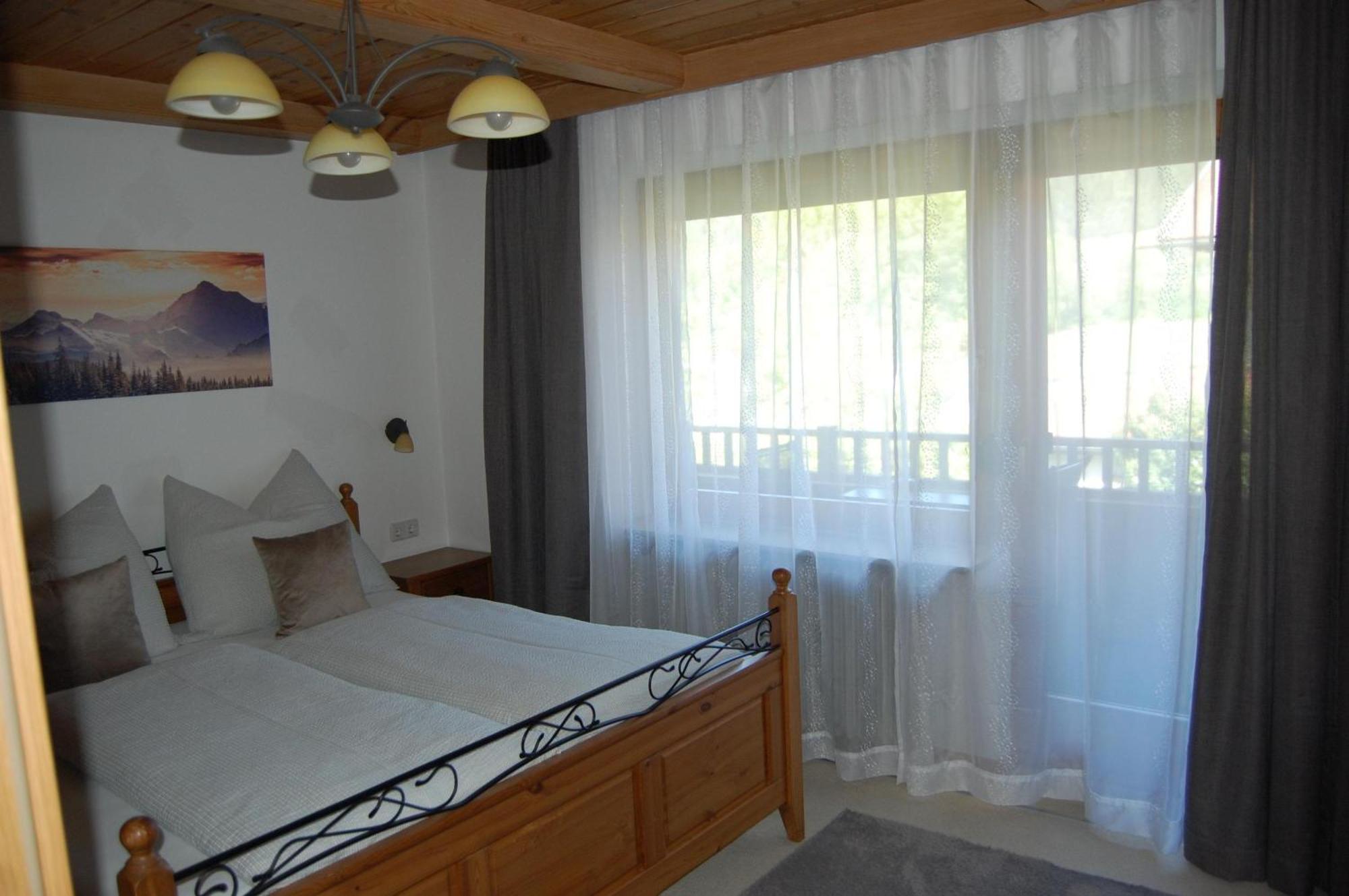 Bed and Breakfast Haus Hager Шлиттерс Экстерьер фото